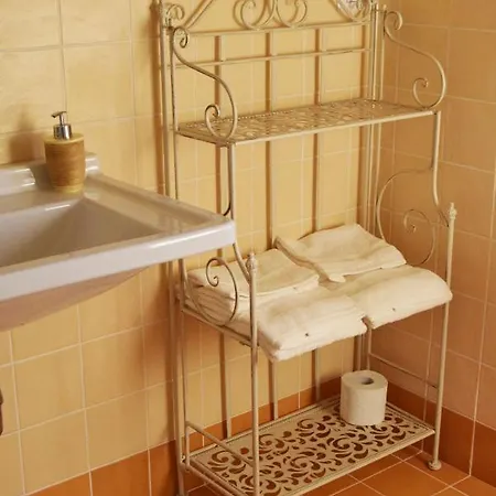 Casal Bengodi Bed & Breakfast *
