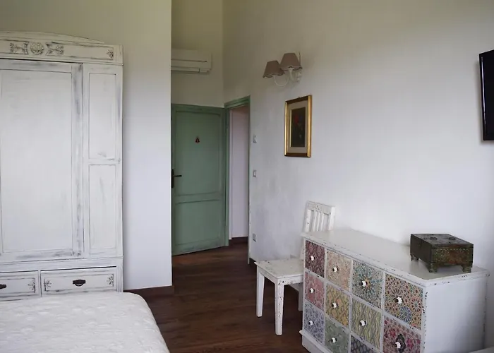 Casal Bengodi Bed & Breakfast 3*
